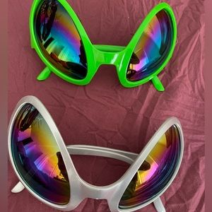 Alien Glasses